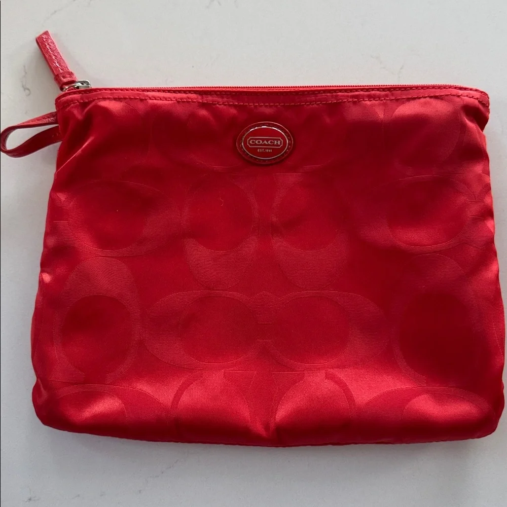 Coach Red Signature Satin Packable Totes NEW 👜 - Picture 2 of 8